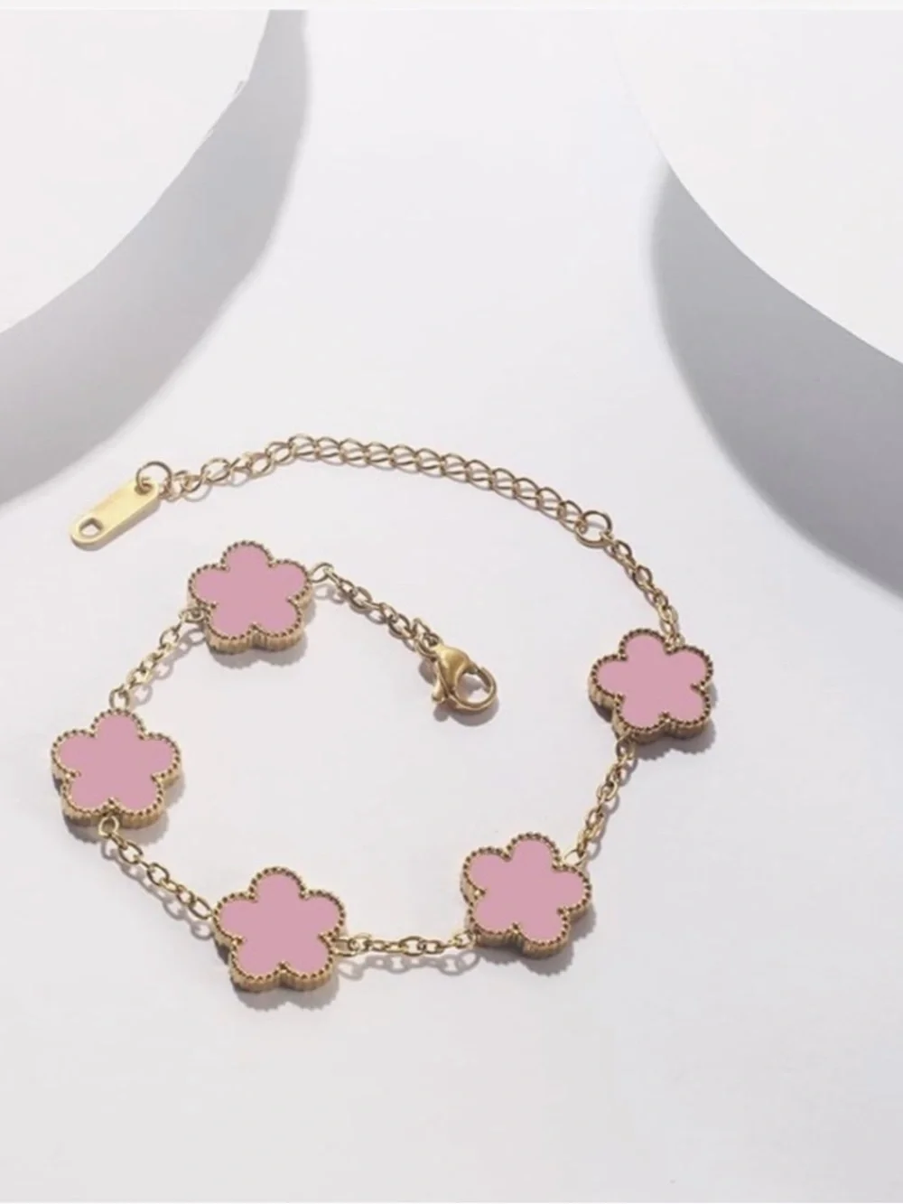 18K Gold Dainty Textured Clover Charm Bracelet Van Cleef Style Alhambra Luxury